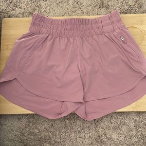 Lululemon Tracker lined shorts